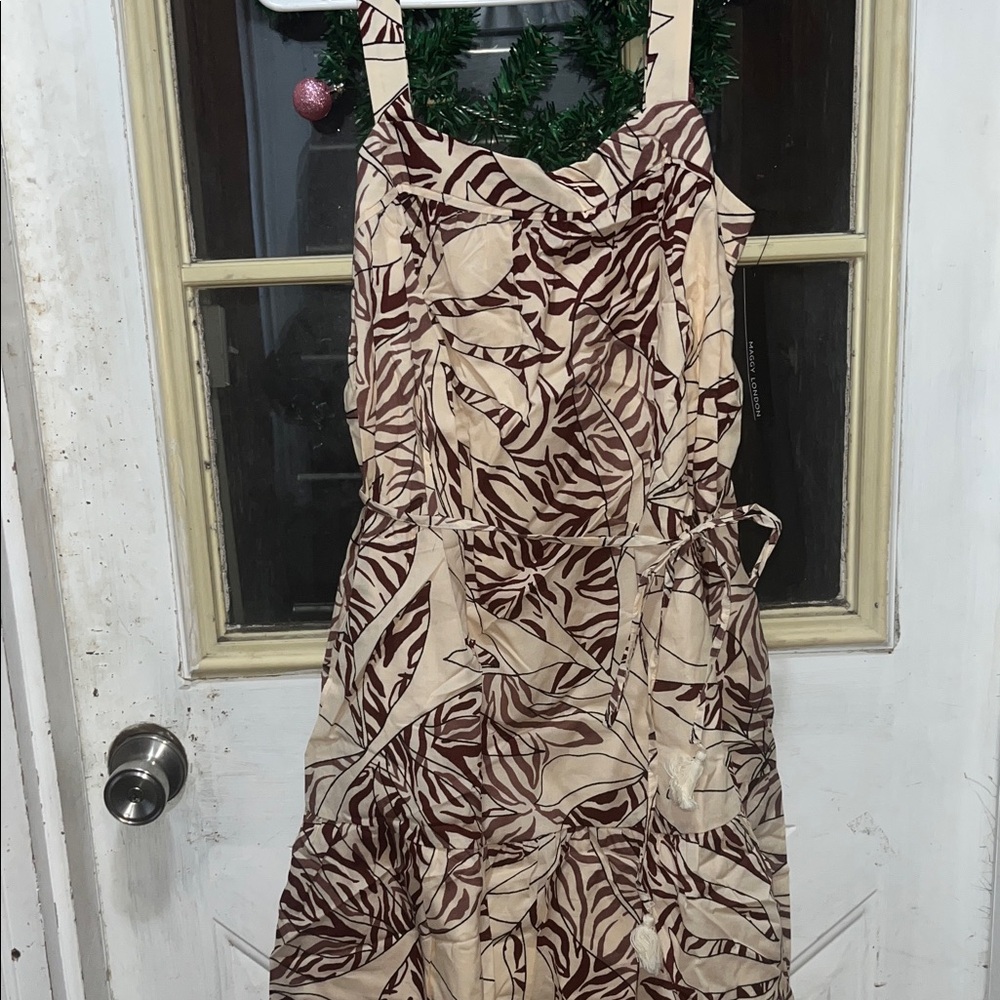 NWT Maggy London Elegant Brown and Cream Patterned Dress